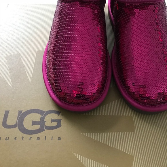 UGG Shoes - NWT UGG pink classic short sparkles